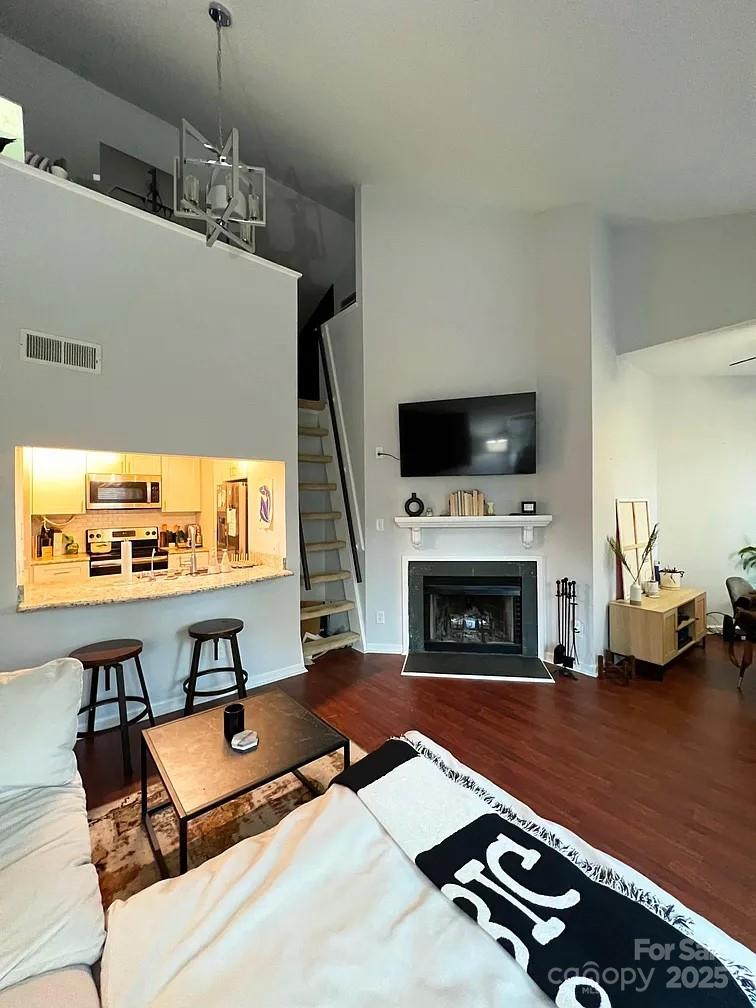 300 S Cedar Street