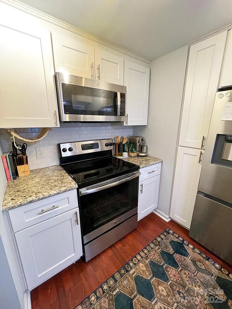 Property image 3 at 300 S Cedar Street, Charlotte, NC 28202