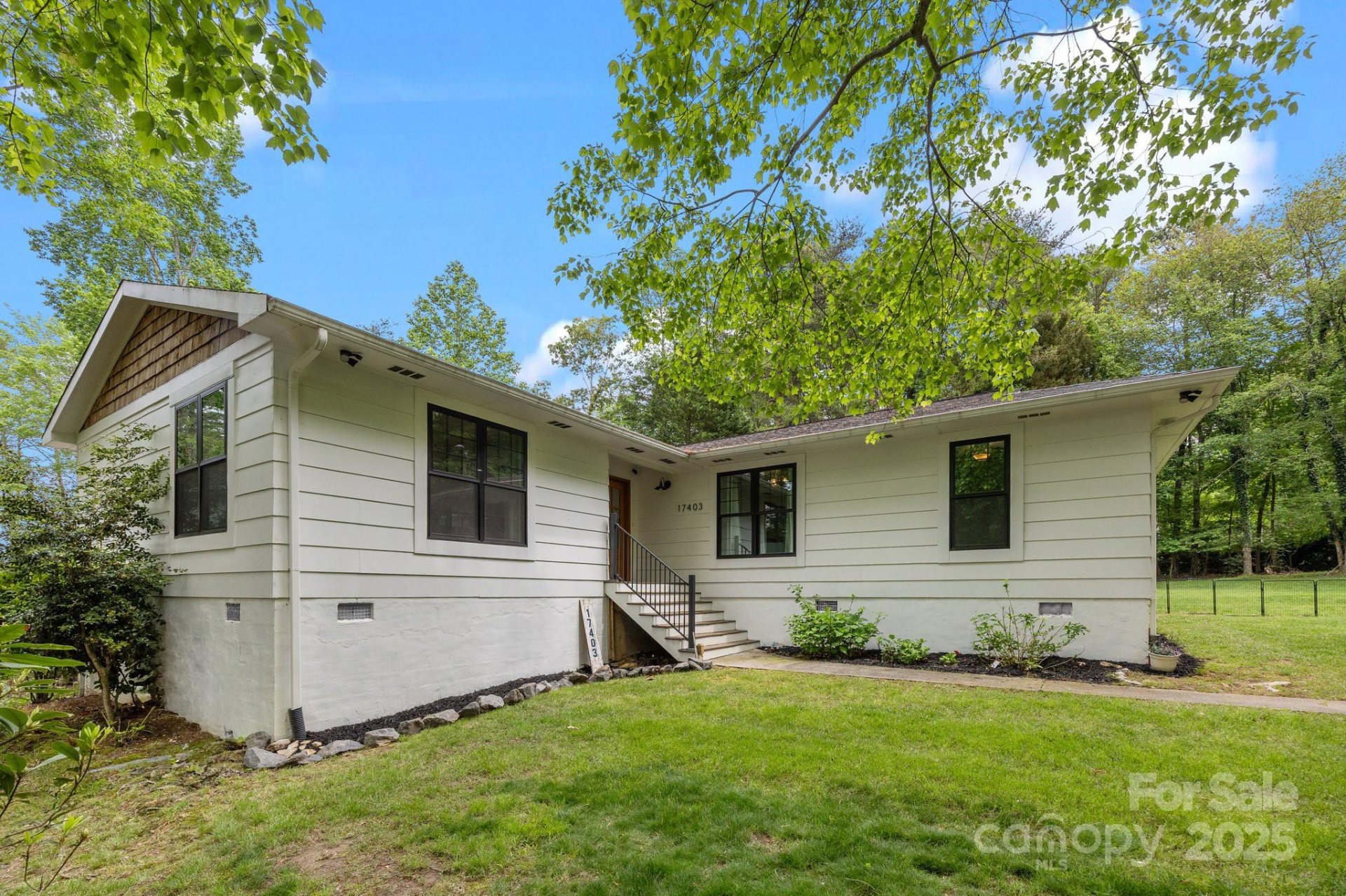 Property image 2 at 17403 Green Hill Road, Charlotte, NC 28278