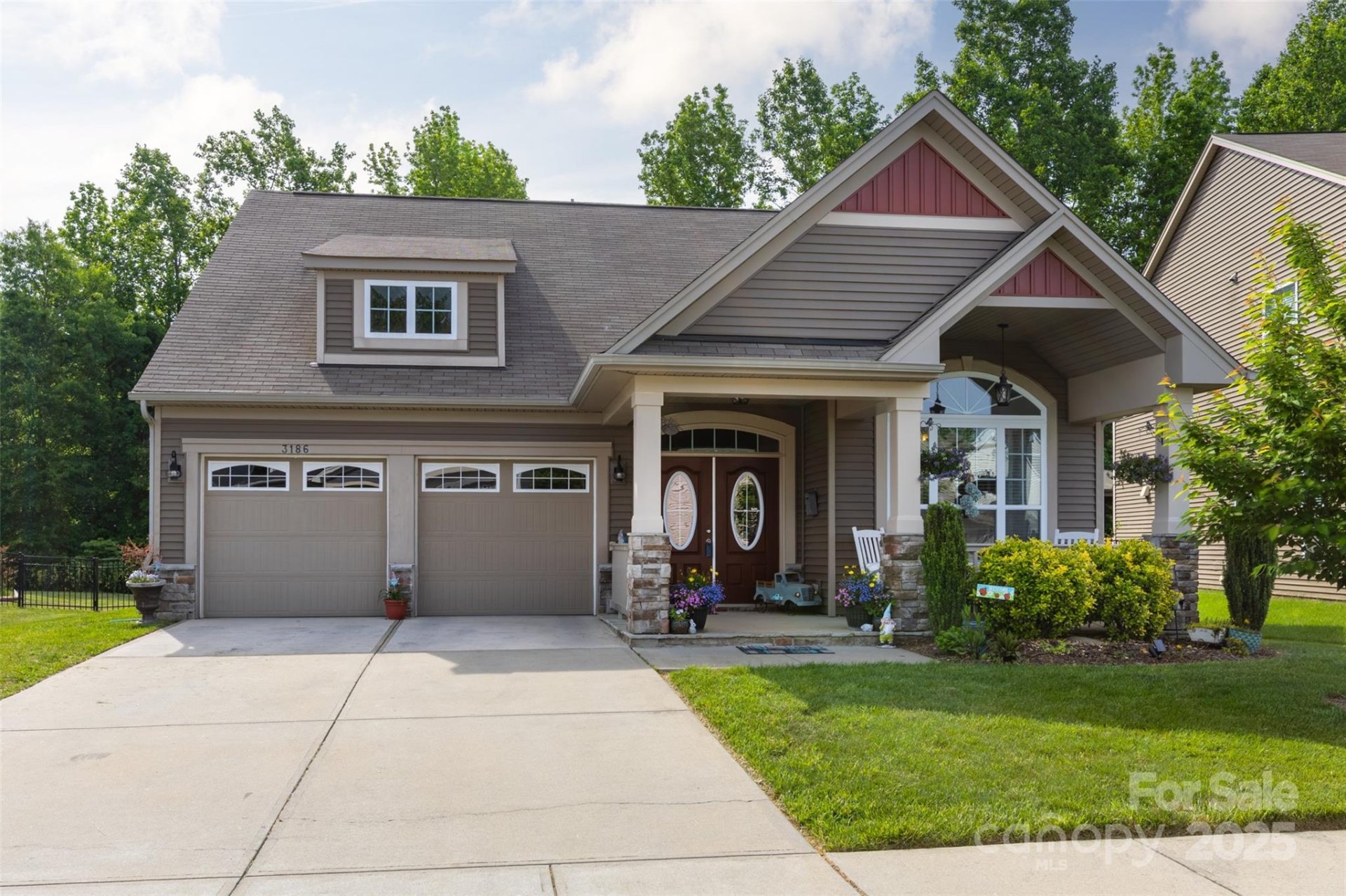 3186 Helmsley Court