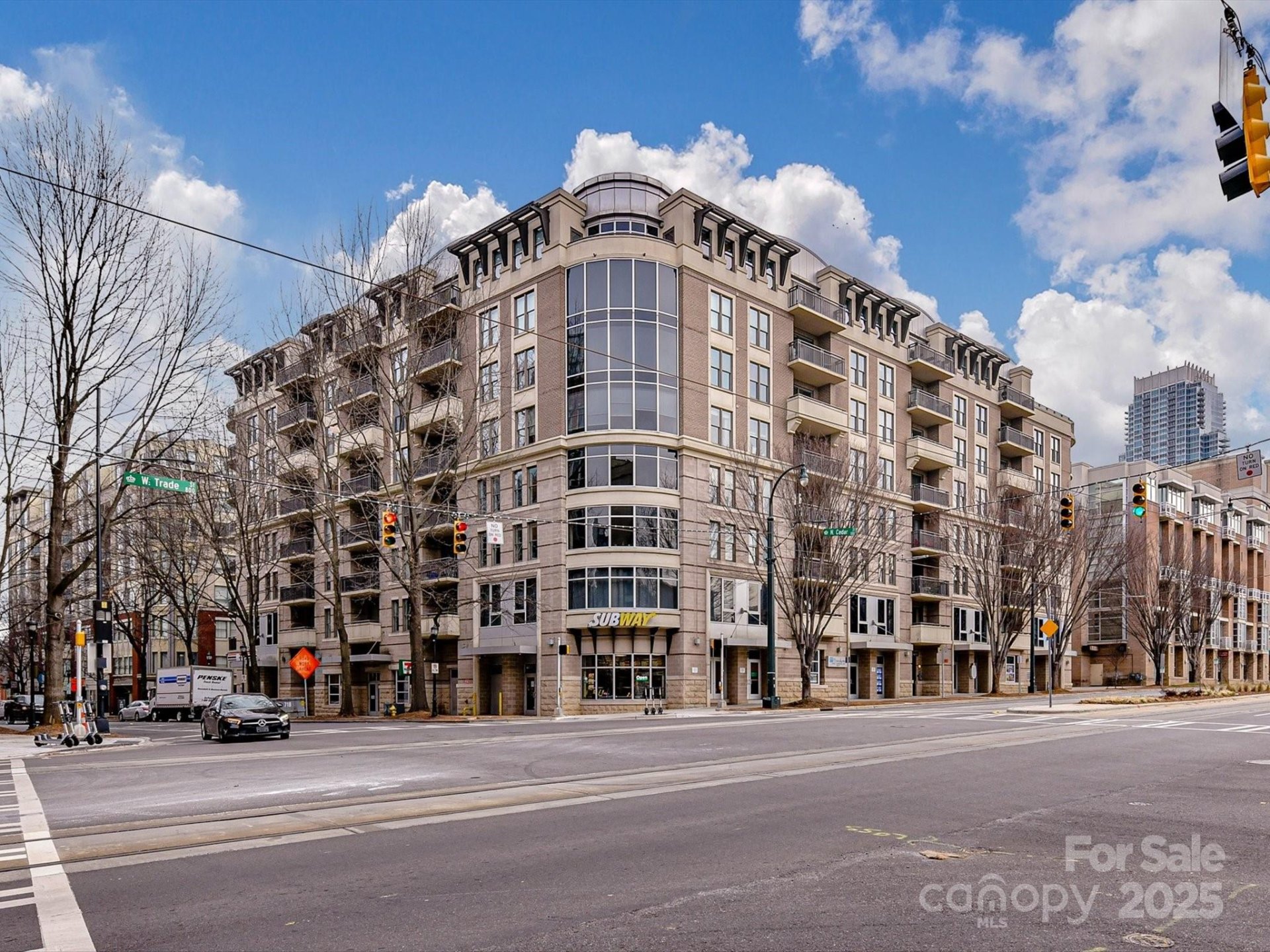 718 W Trade Street