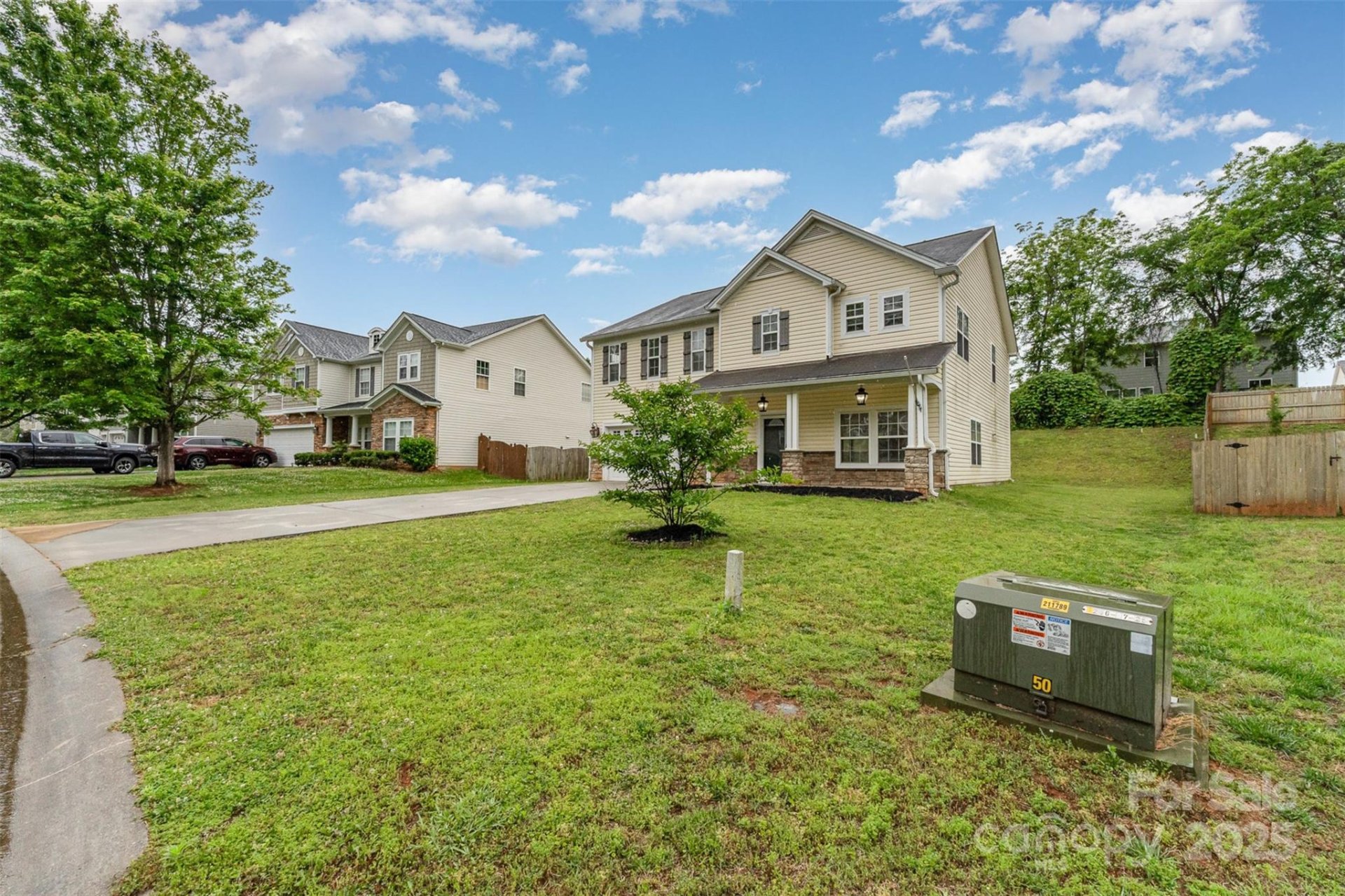 Property image 3 at 7031 Woodbridge Valley Circle, Mint Hill, NC 28227