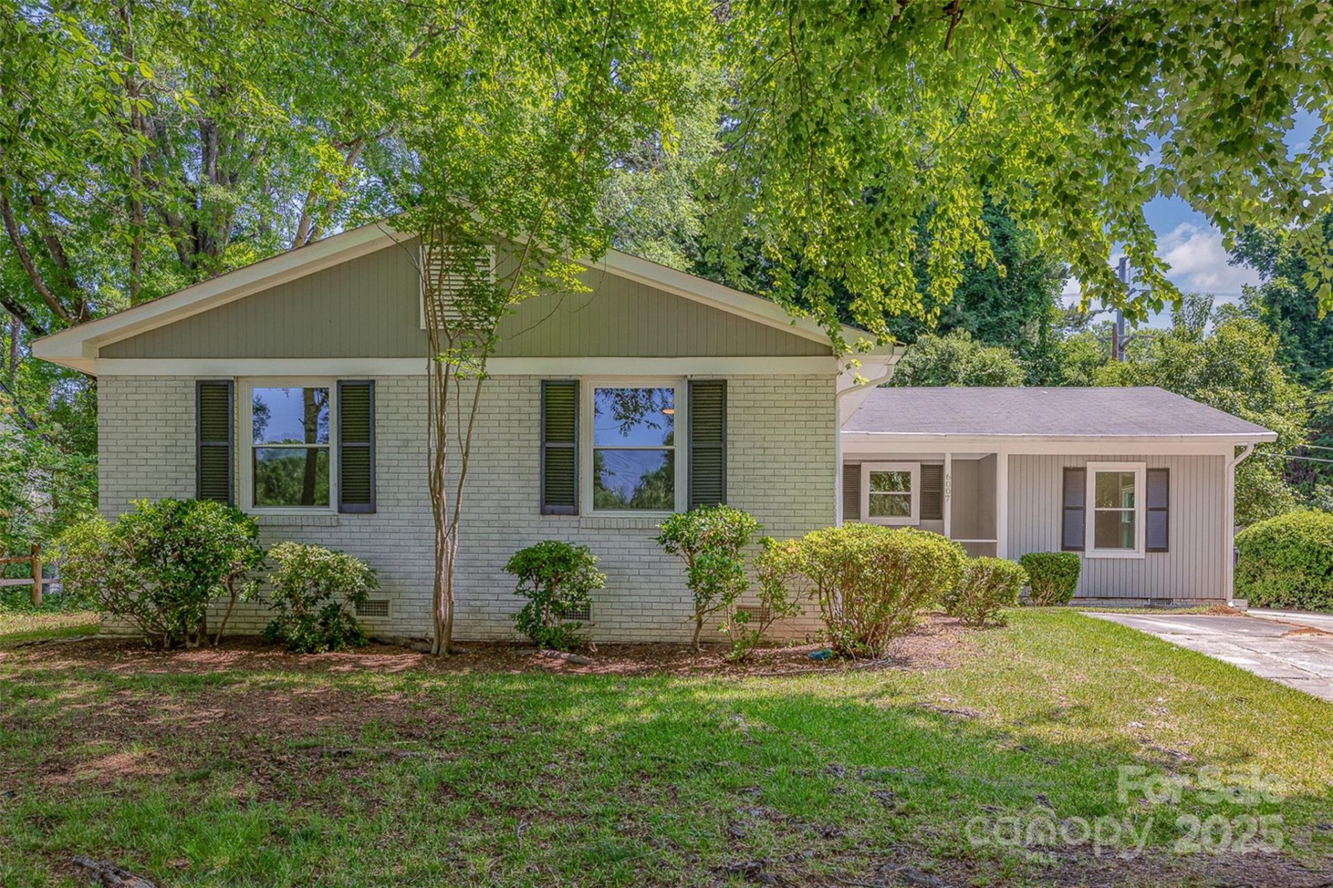 6007 Charing Place