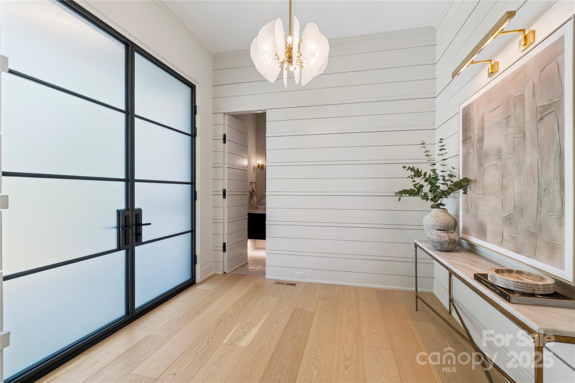 Property image 4 at 1719 Shoreham Drive, Charlotte, NC 28211