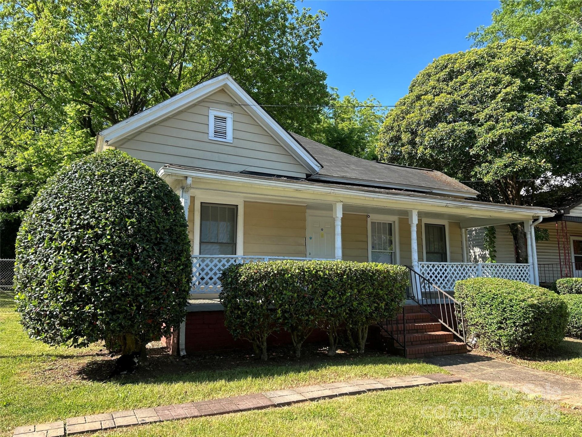 Property image 1 at 2433 Booker Avenue, Charlotte, NC 28216