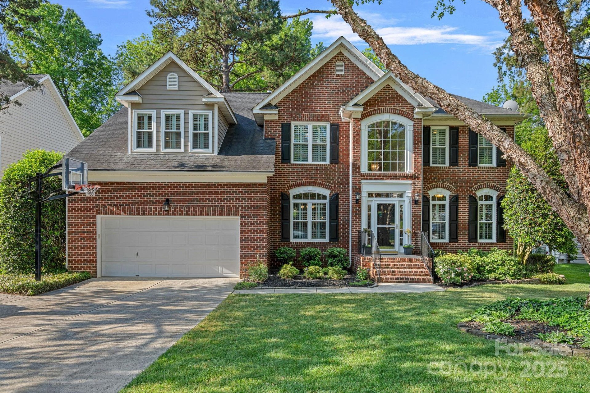 Property image 1 at 1400 Coachman Drive, Waxhaw, NC 28173