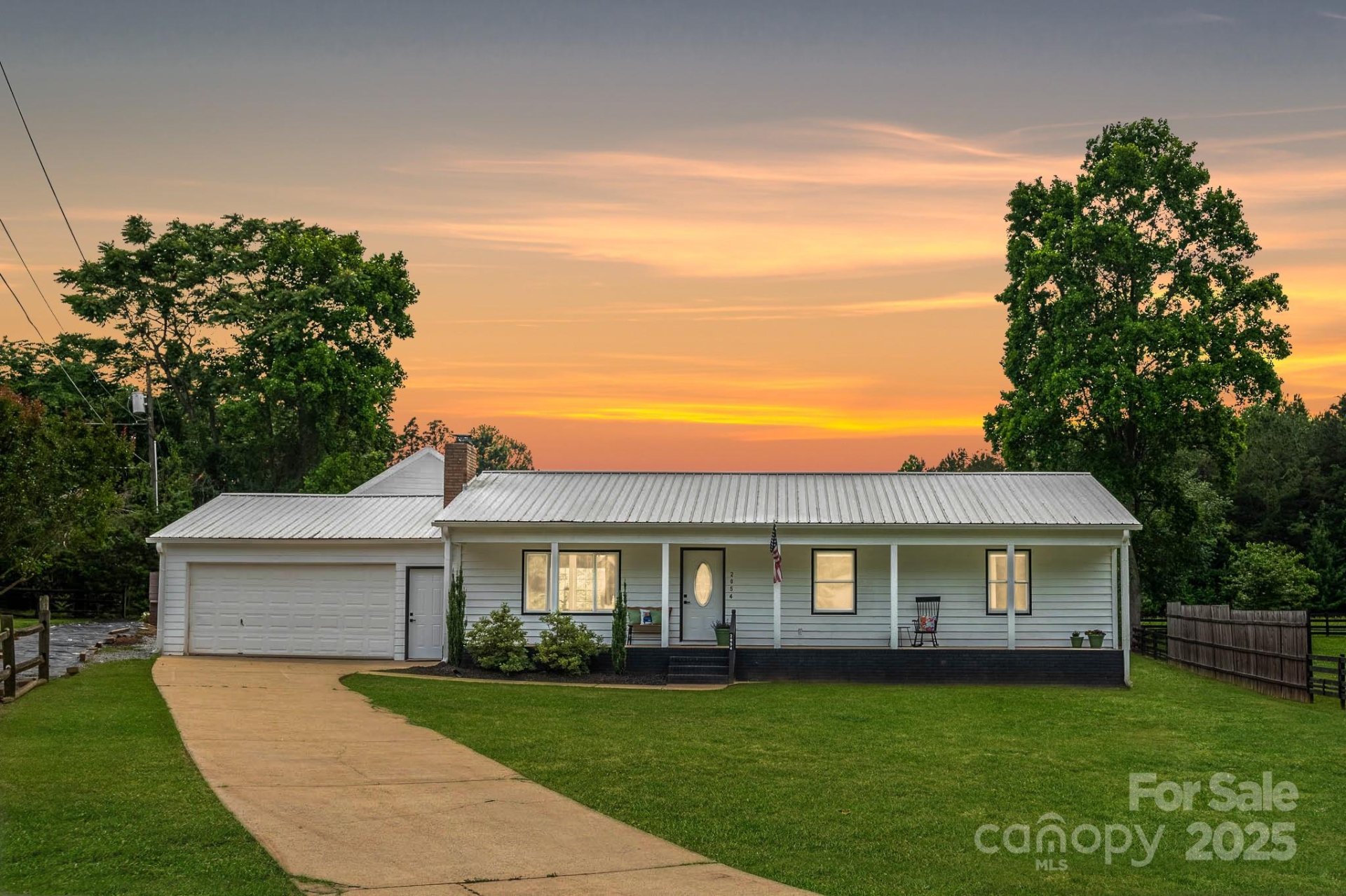 2054 Hickory Hills Drive