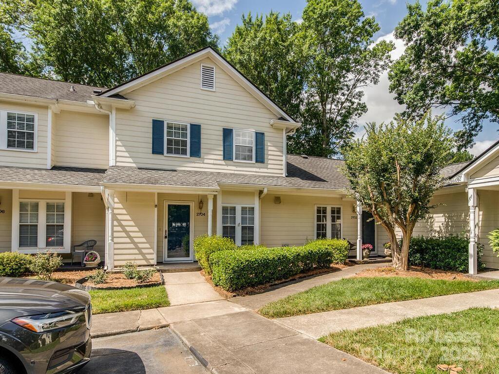 2704 New Hamlin Way