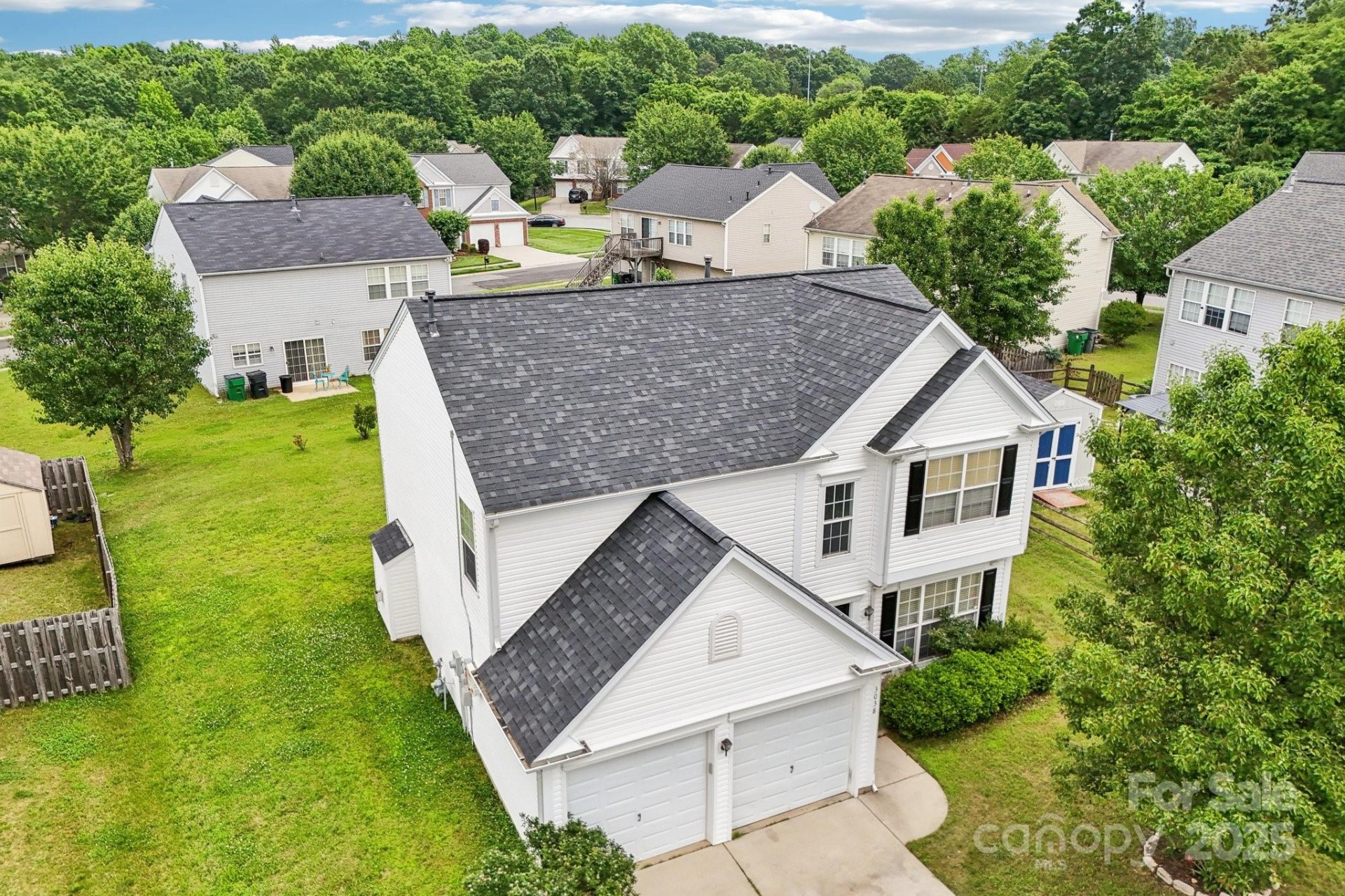 Property image 2 at 3038 Old Ironside Drive, Charlotte, NC 28213