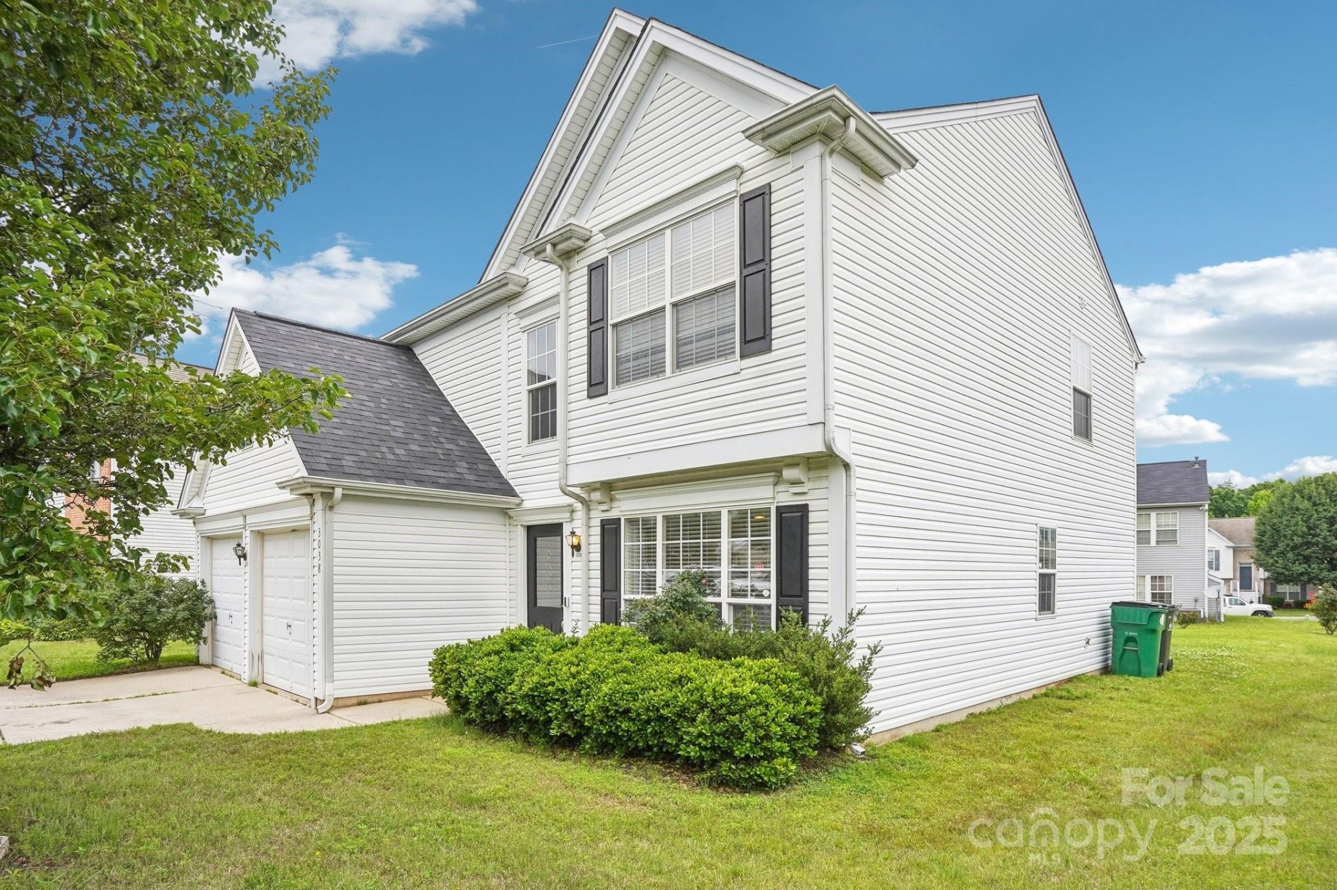 Property image 4 at 3038 Old Ironside Drive, Charlotte, NC 28213