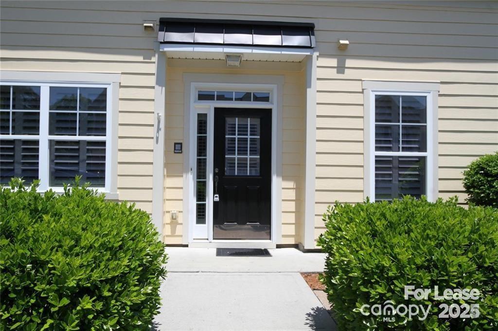 Property image 2 at 405 Halyard Lane, Tega Cay, SC 29708