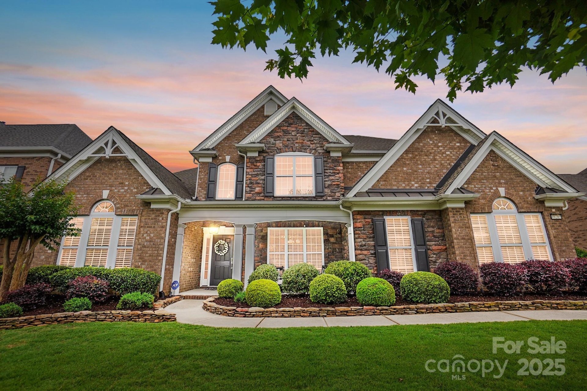 The Chimneys Of Marvin, Waxhaw Community