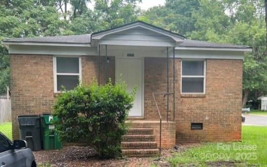 Property image 1 at 3600 Simmons Street, Charlotte, NC 28208