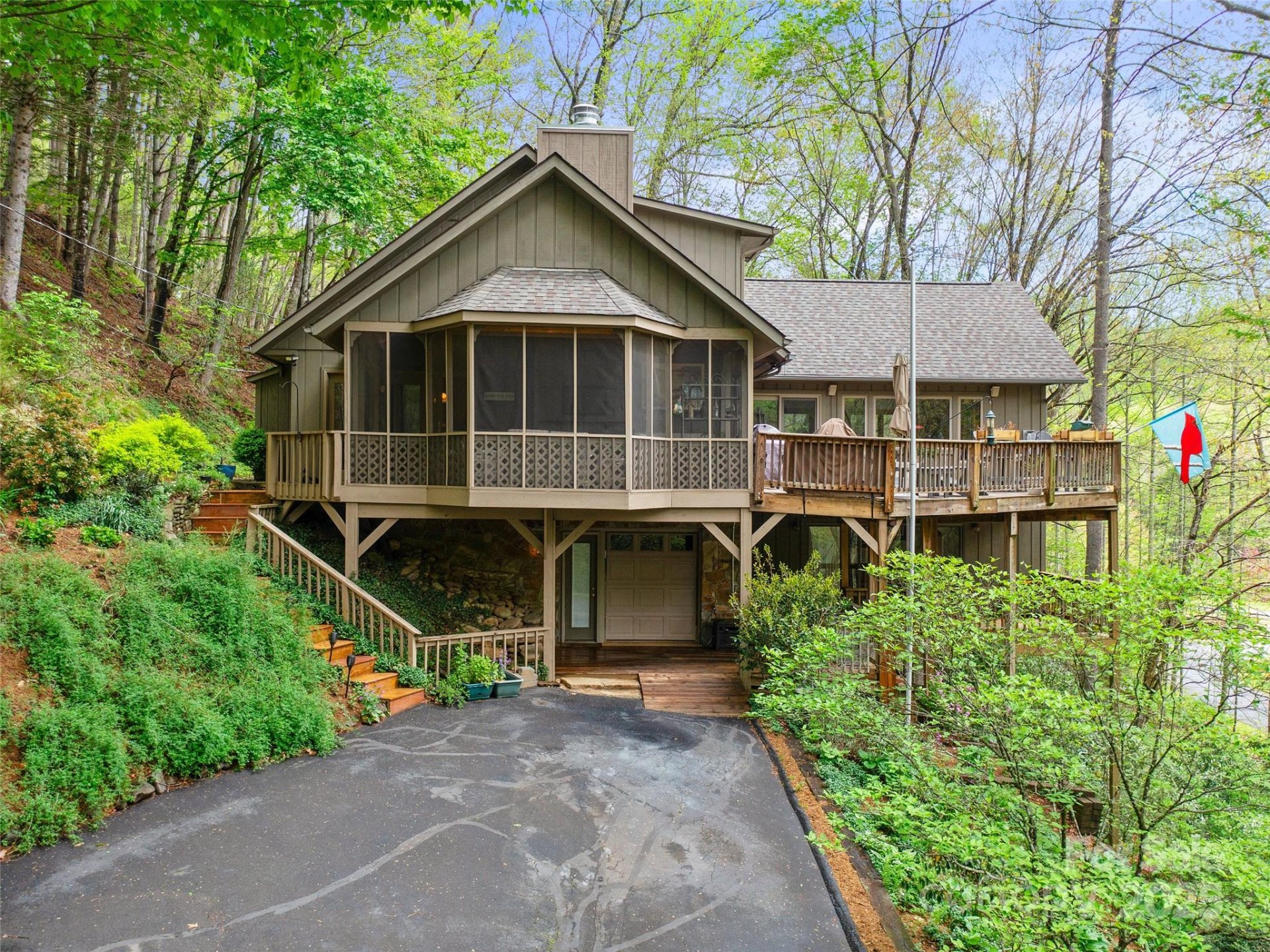 Property image 2 at 86 Laurel Drive, Burnsville, NC 28714