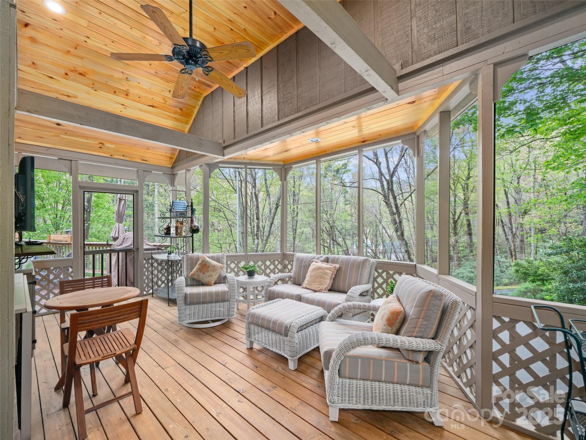 Property image 3 at 86 Laurel Drive, Burnsville, NC 28714