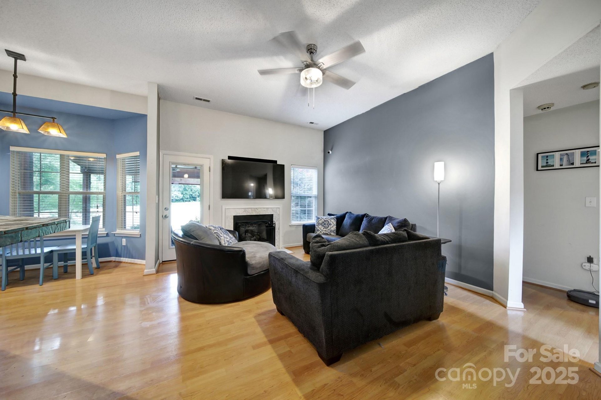 Property image 4 at 1021 Stinson Glen Lane, Charlotte, NC 28214