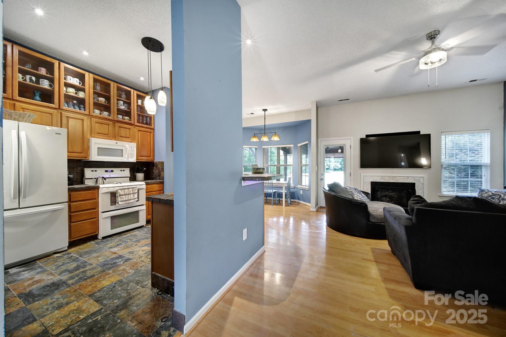 Property image 5 at 1021 Stinson Glen Lane, Charlotte, NC 28214