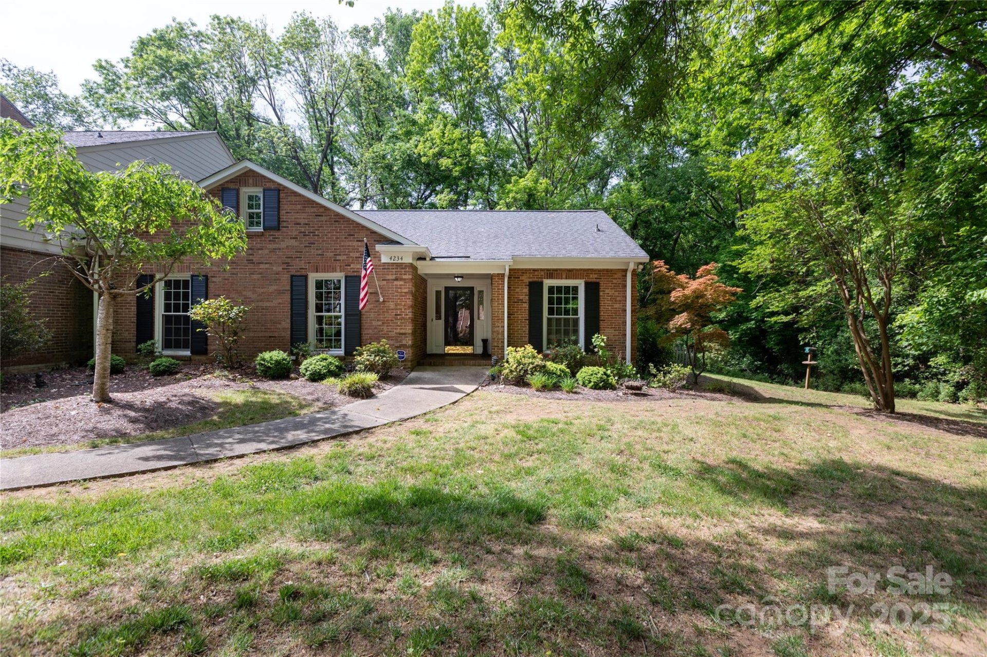 Property image 1 at 4234 Woodglen Lane, Charlotte, NC 28226