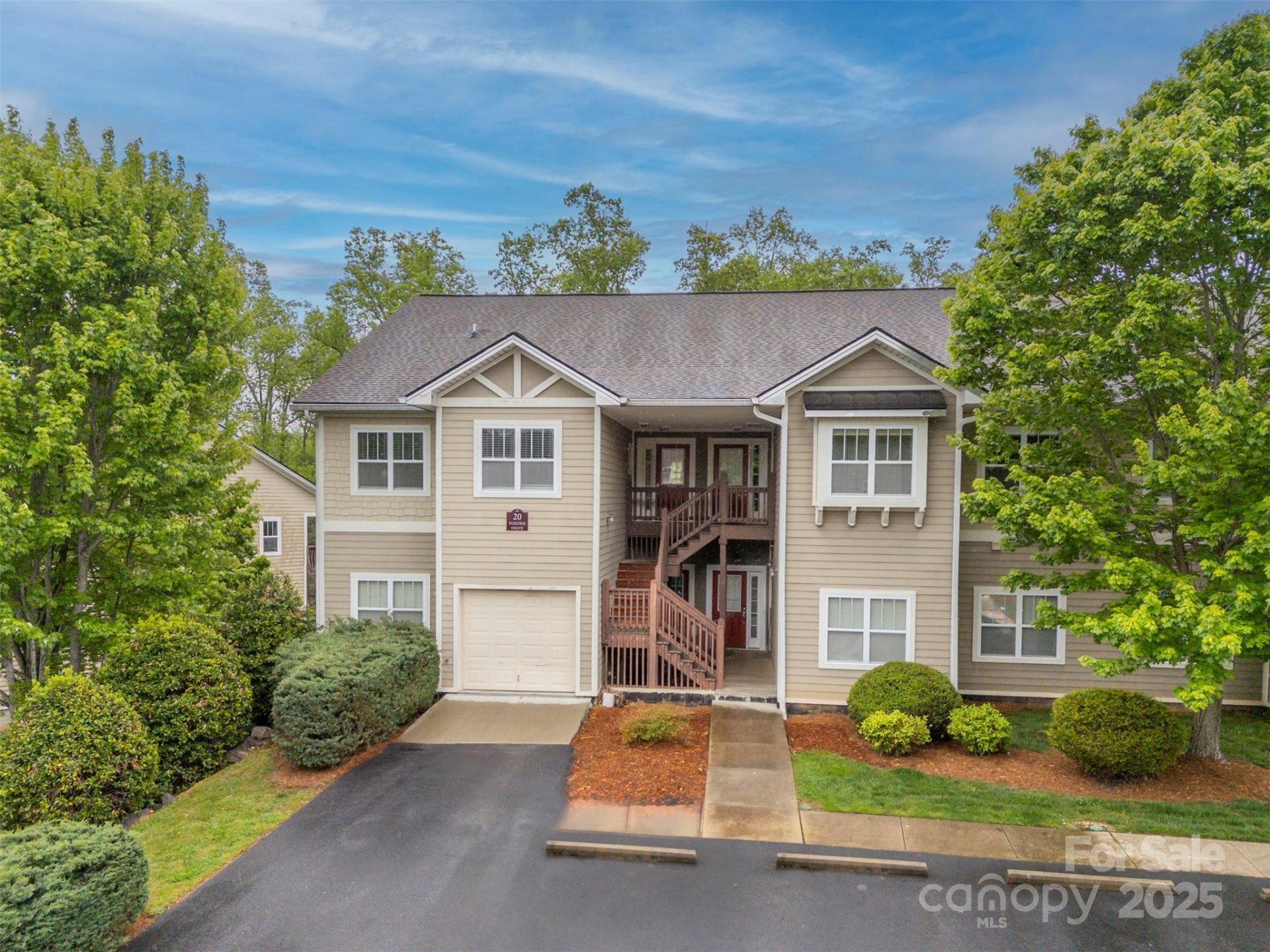 Property image 2 at 20 Foxden Drive, Fletcher, NC 28732