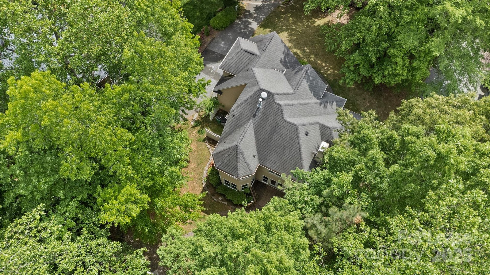 Property image 1 at 3833 Denmeade Drive, Charlotte, NC 28269