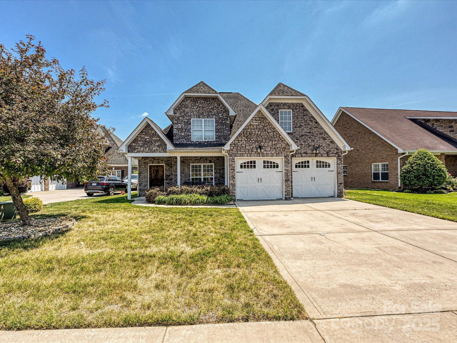 Lanstone, Concord Community