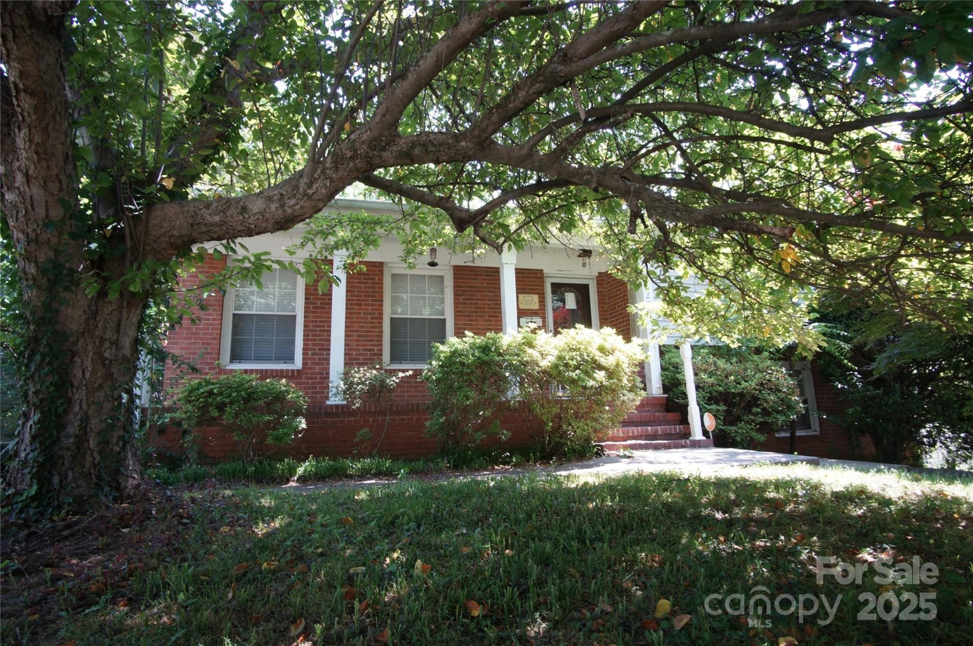 Property image 1 at 5127 Murrayhill Road, Charlotte, NC 28210