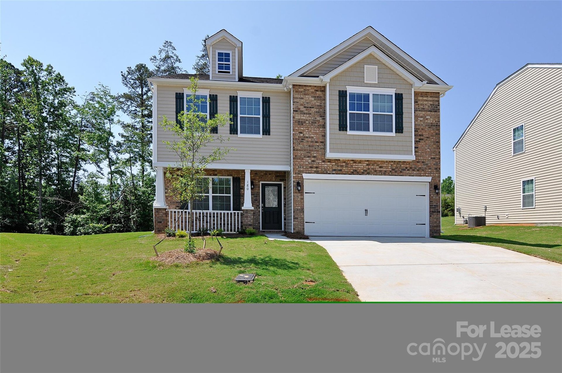 Kensington Village, Mooresville Community