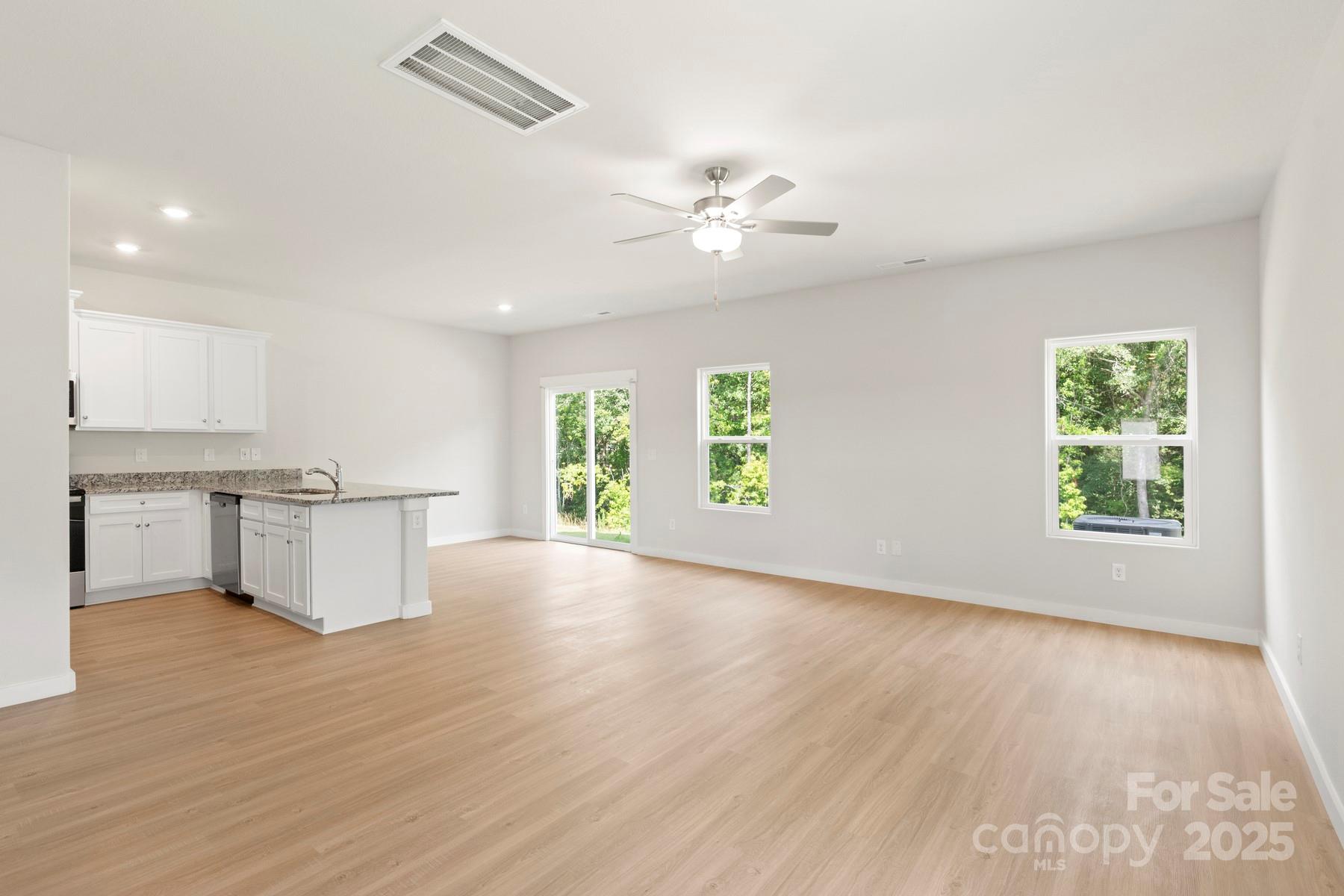 Property image 3 at 1055 Doran Terrace, Richburg, SC 29729