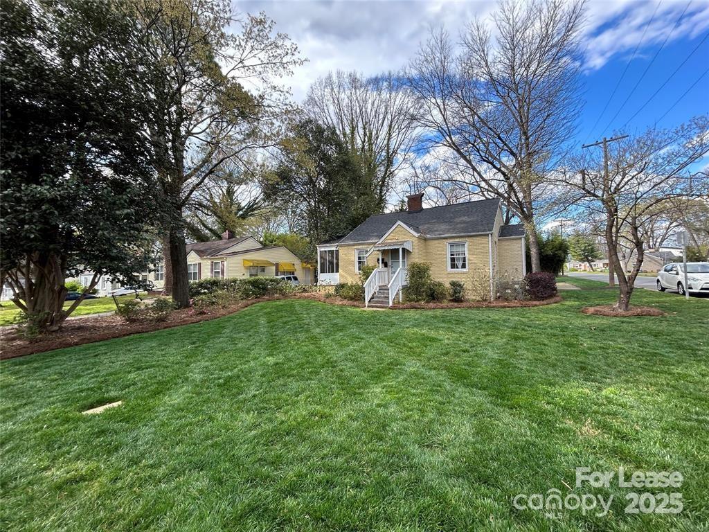 Property image 1 at 1300 Bethel Road, Charlotte, NC 28208