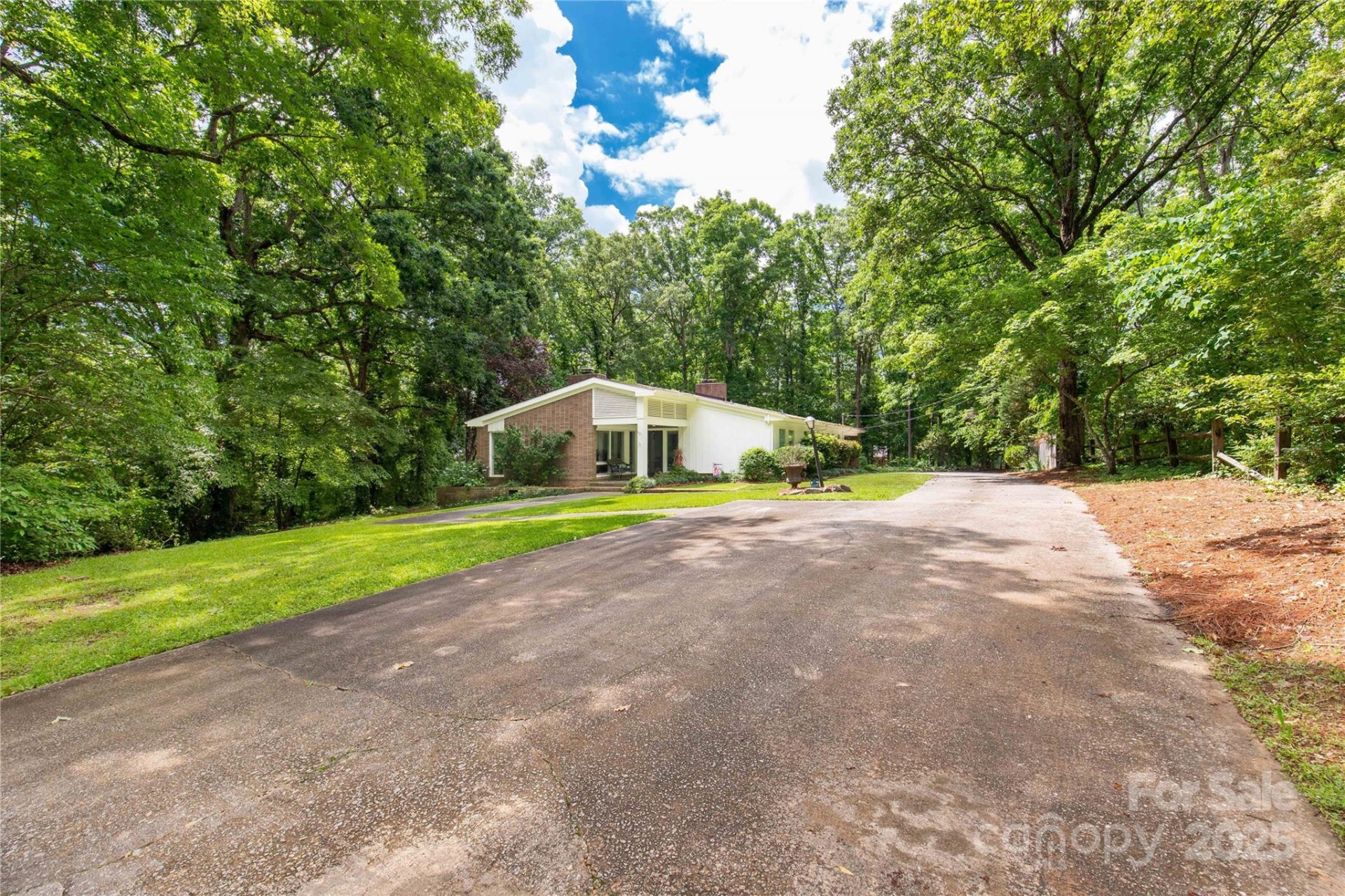 Property image 2 at 981 Sherwood Circle, Lancaster, SC 29720