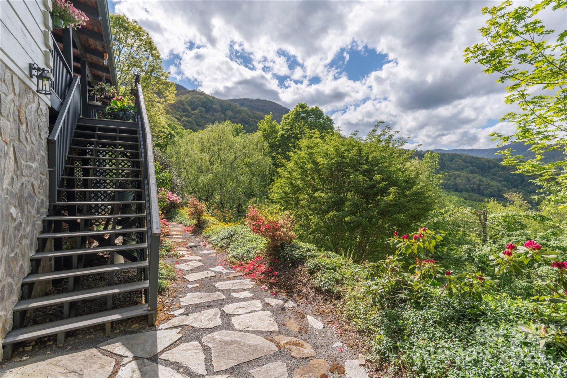 Property image 2 at 806 Twin Brook Drive, Waynesville, NC 28785