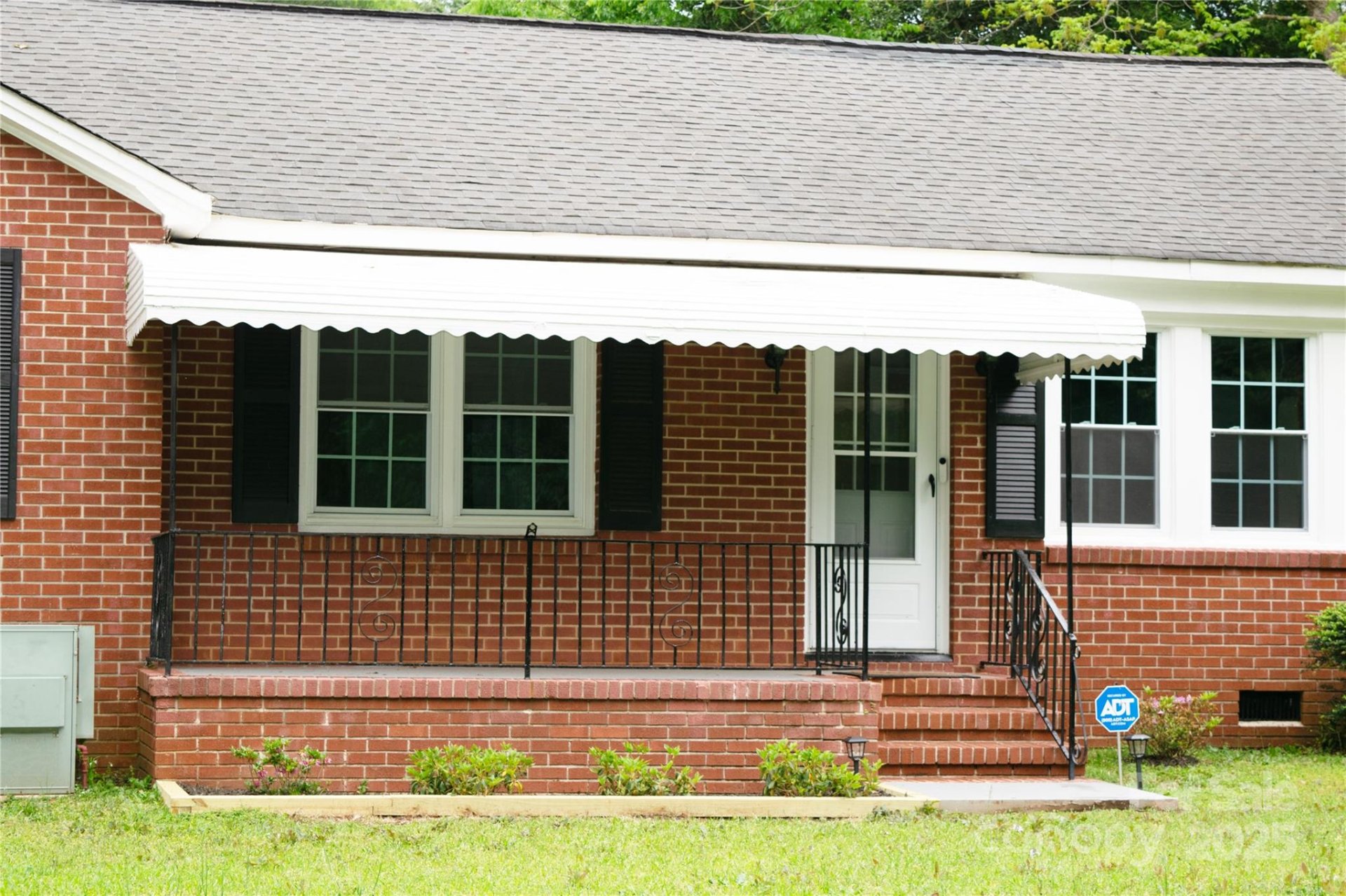 Property image 2 at 925 Grace Avenue, Lancaster, SC 29720