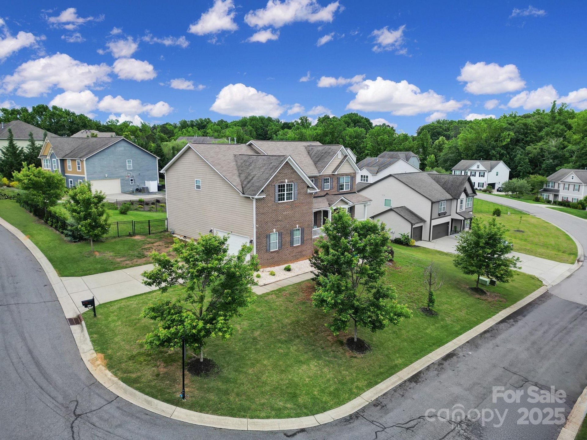 Property image 4 at 9029 Woodview Court, Fort Mill, SC 29707