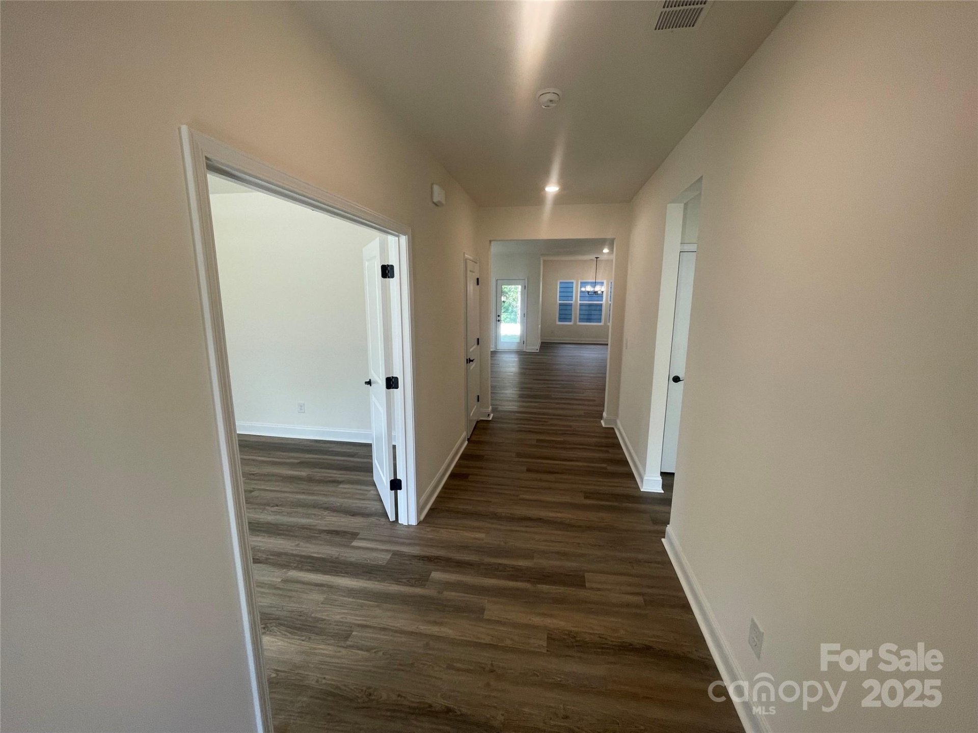 Property image 4 at 4033 Grommet Court, Matthews, NC 28105