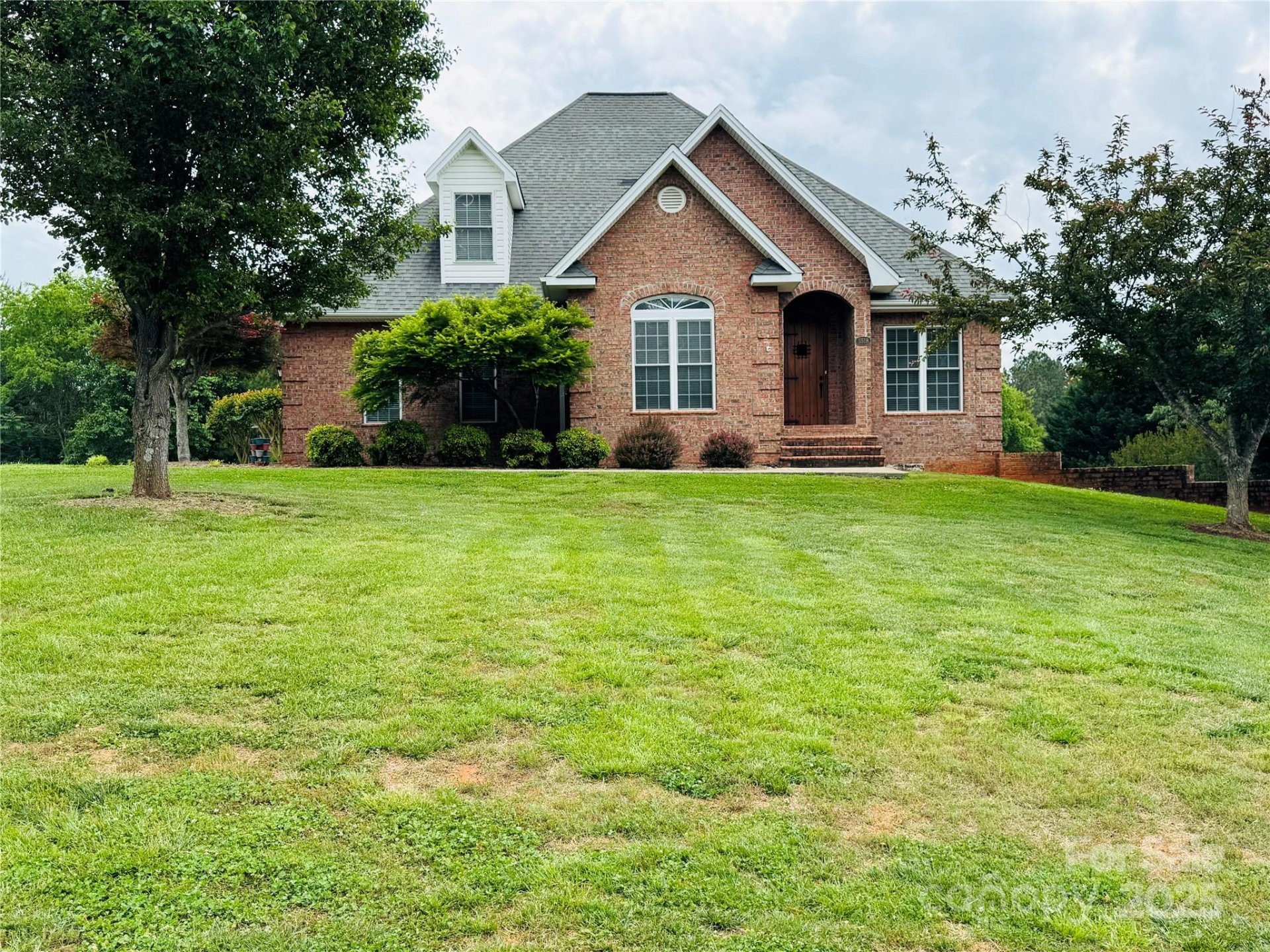 Property image 2 at 5518 Land Harbour Drive, Granite Falls, NC 28630
