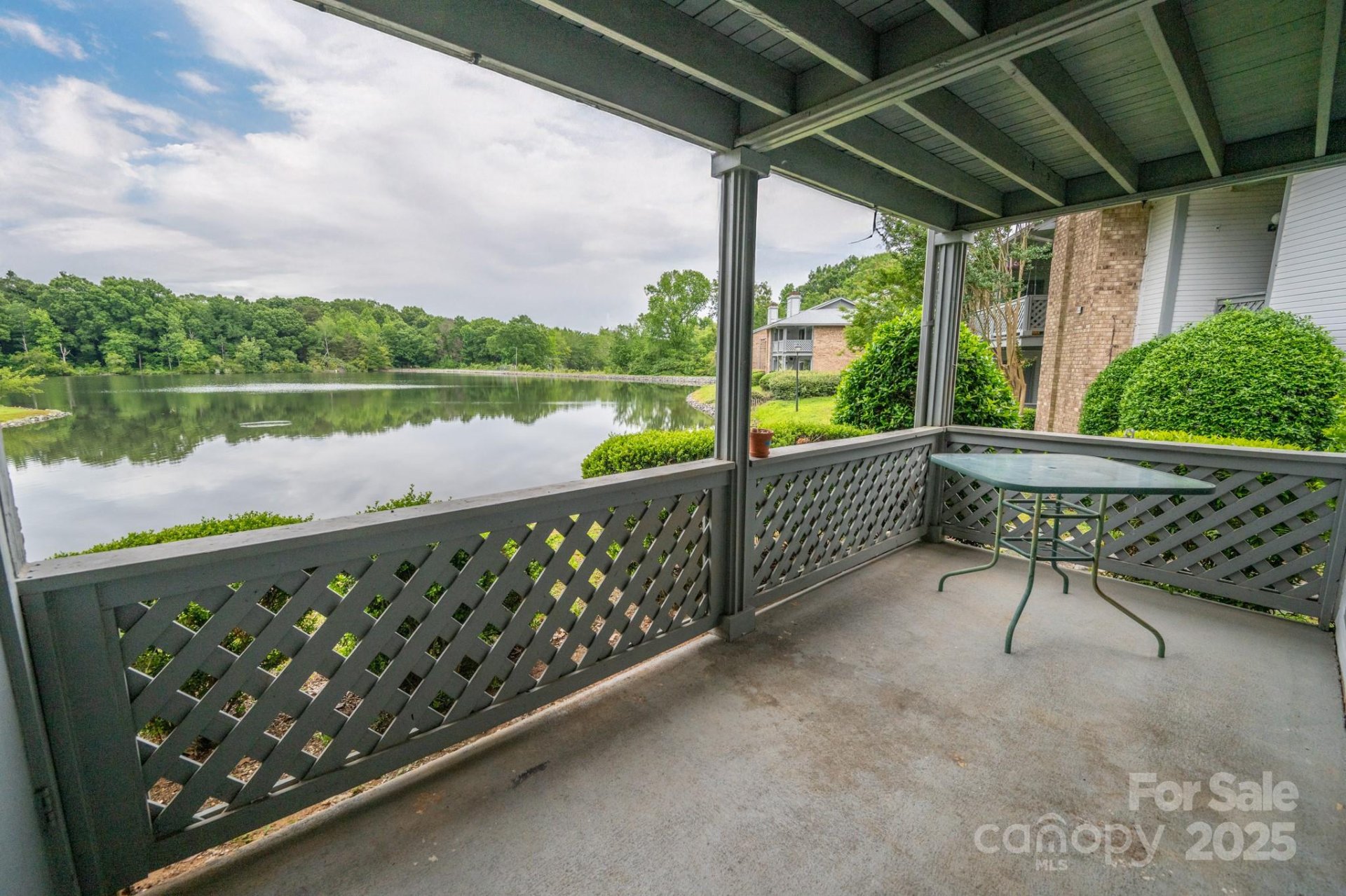 Property image 4 at 5833 Harris Grove Lane, Charlotte, NC 28212