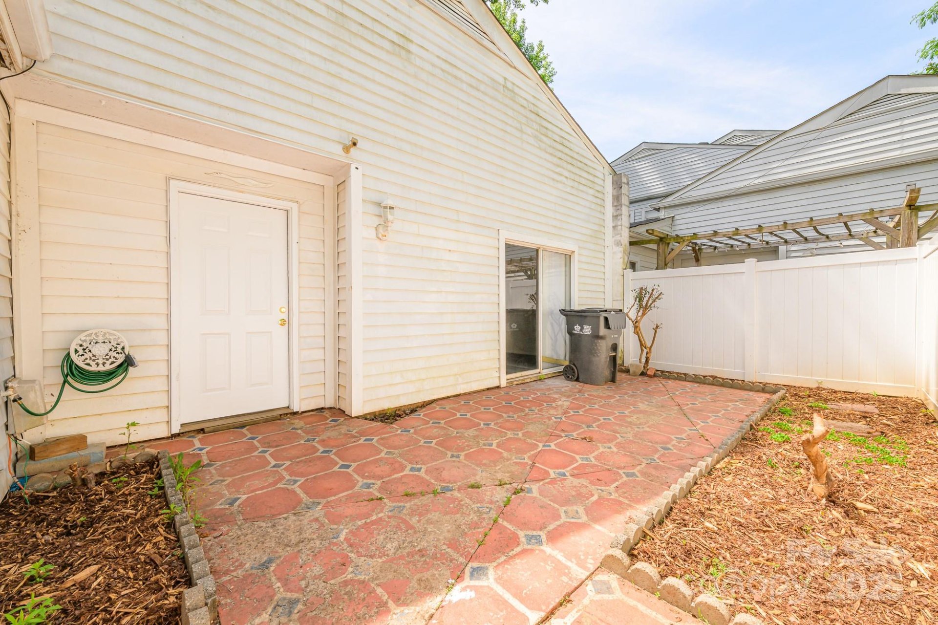 Property image 4 at 7129 Stonington Lane, Charlotte, NC 28227
