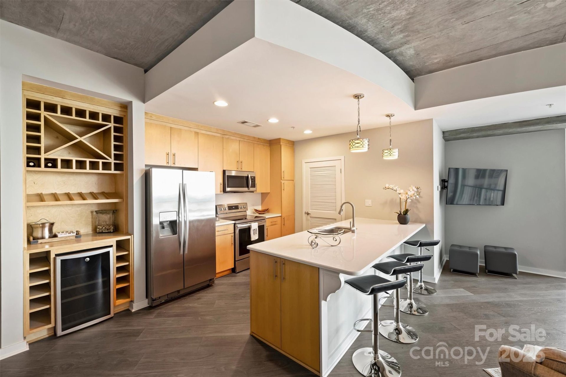 Property image 2 at 210 N Church Street, Charlotte, NC 28202