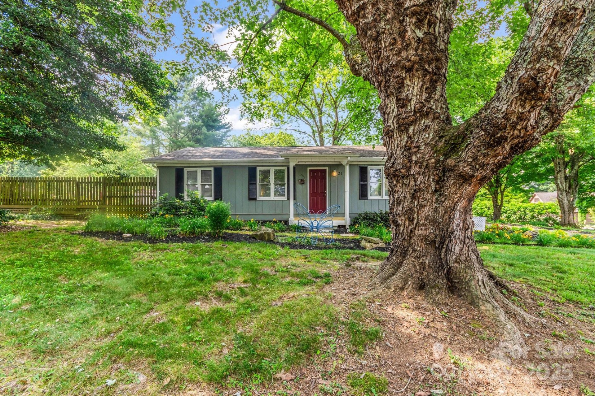 Property image 4 at 21 Stoney Nob Drive, Hendersonville, NC 28792