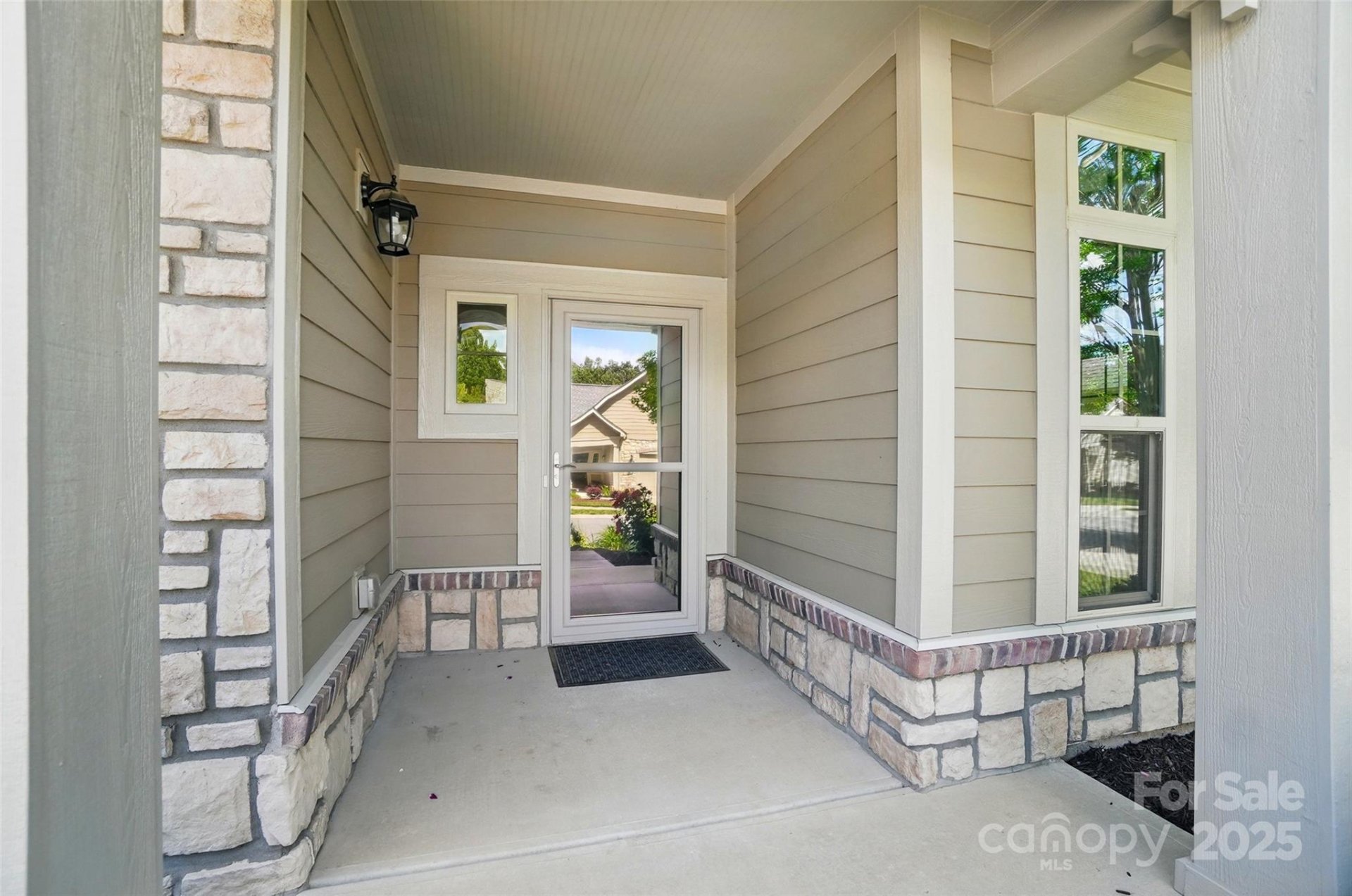 Property image 3 at 5028 Polo Gate Boulevard, Charlotte, NC 28216