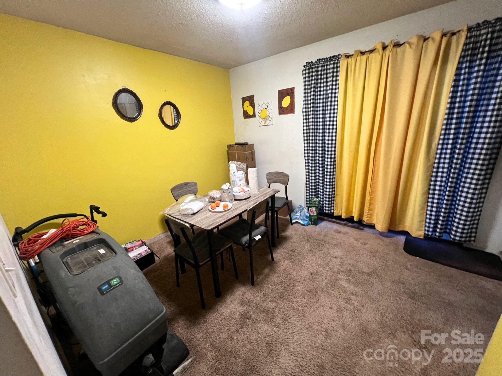 Property image 2 at 6134 Bent Tree Court, Charlotte, NC 28212