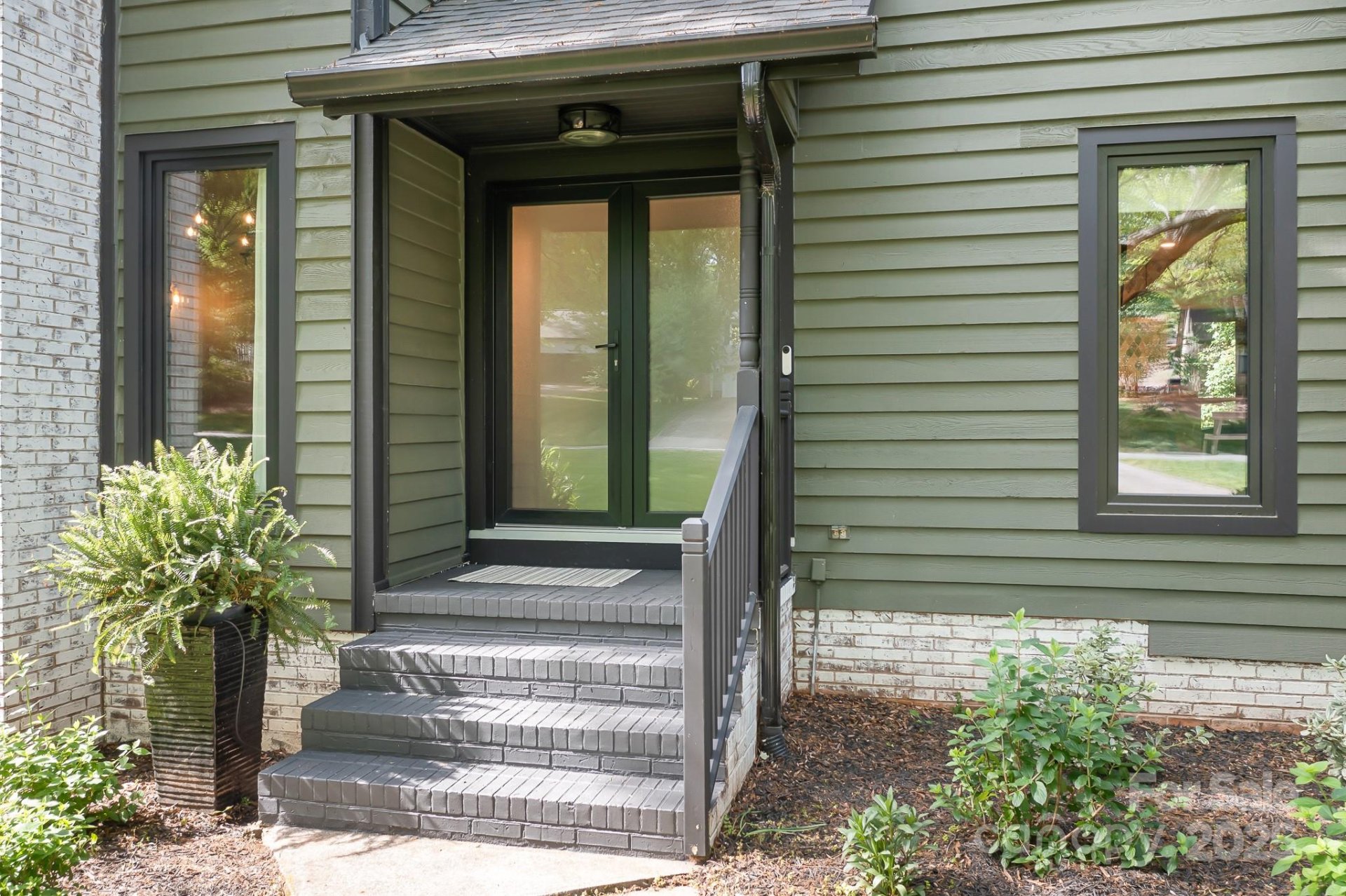 Property image 2 at 4316 Old Saybrook Court, Charlotte, NC 28211