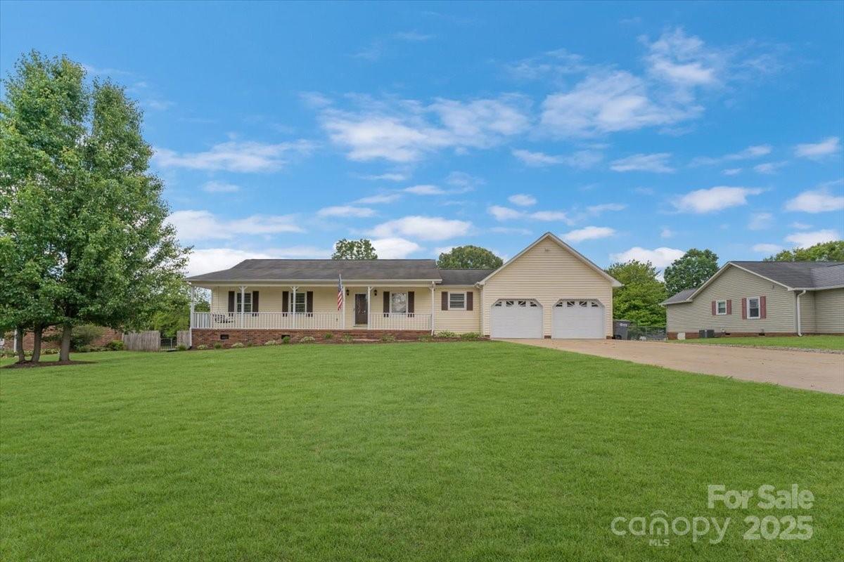 Property image 1 at 195 Antler Drive, Statesville, NC 28625