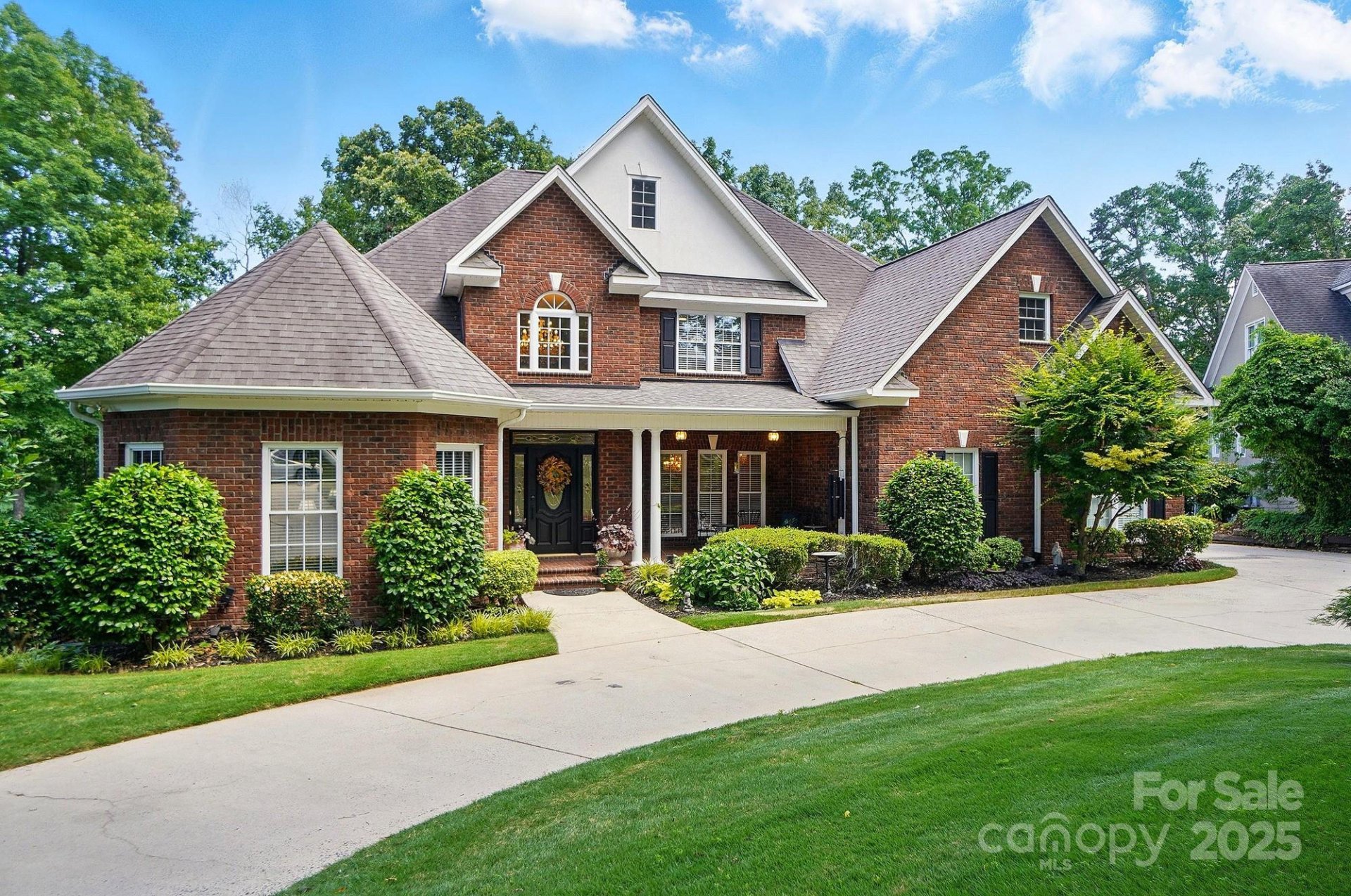 Property image 2 at 5718 Bardsey Court, Matthews, NC 28104