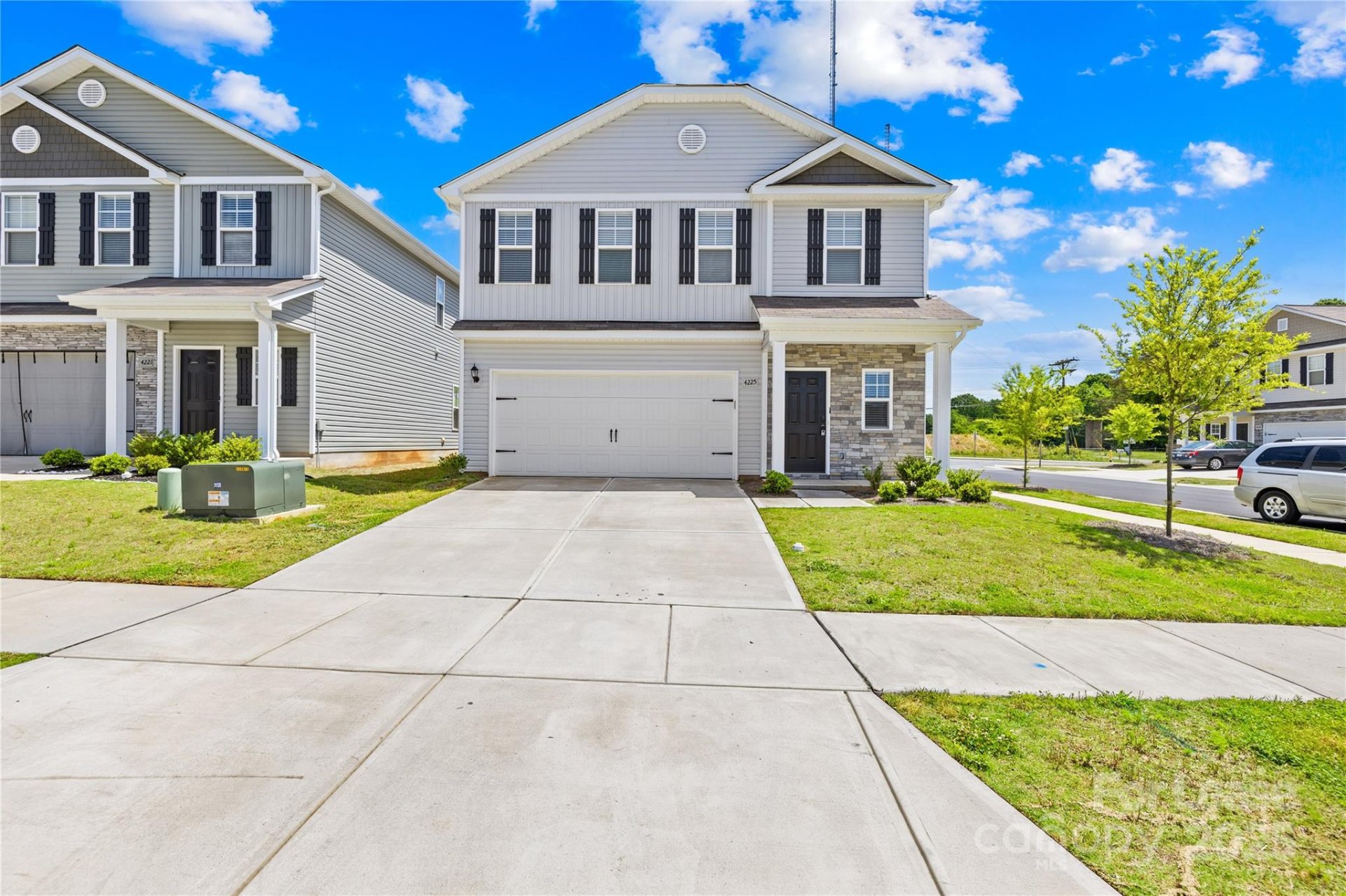 Property image 1 at 4225 Stoneygreen Lane, Charlotte, NC 28215