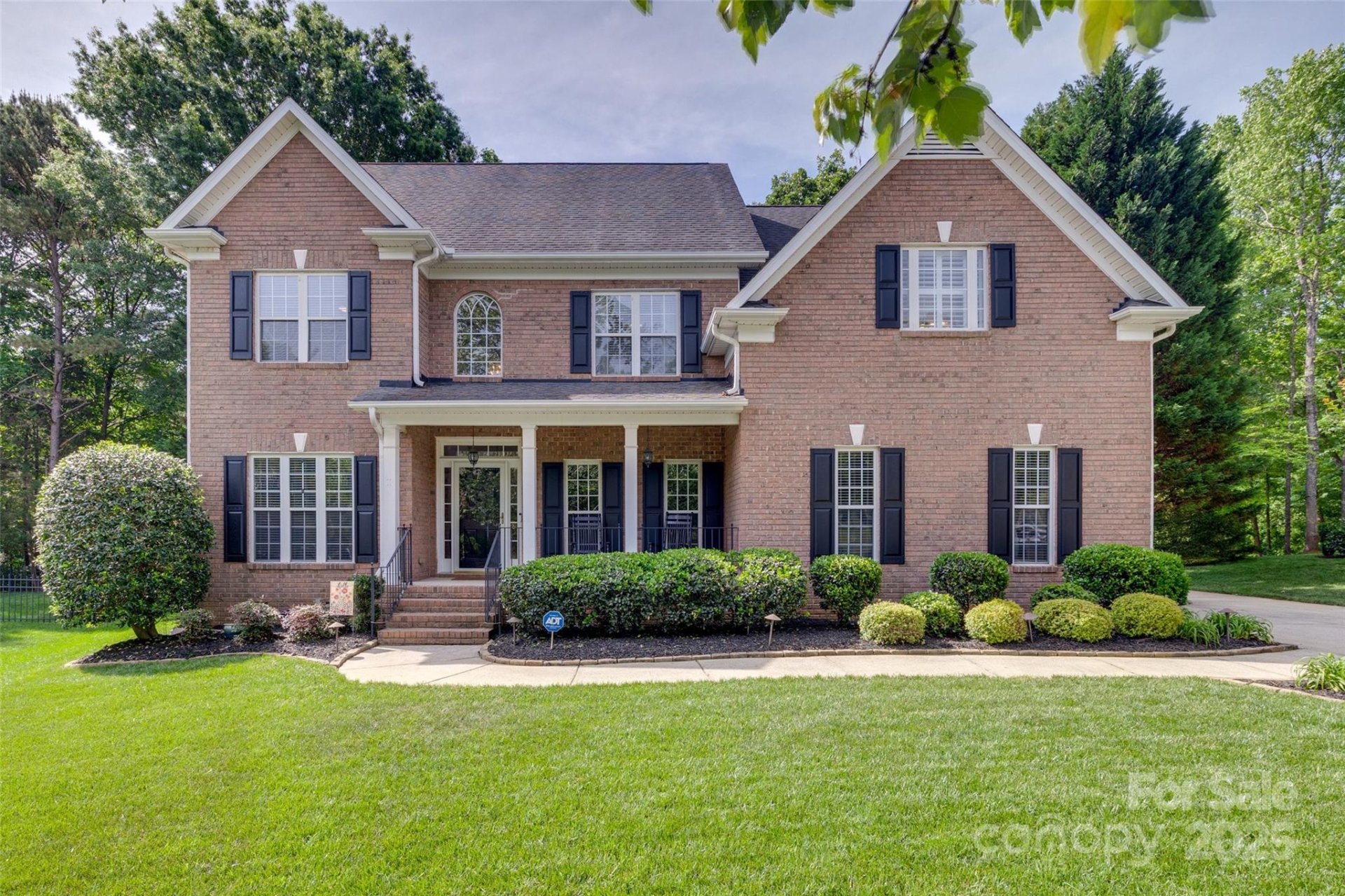 Property image 1 at 9217 Tenby Lane, Matthews, NC 28104