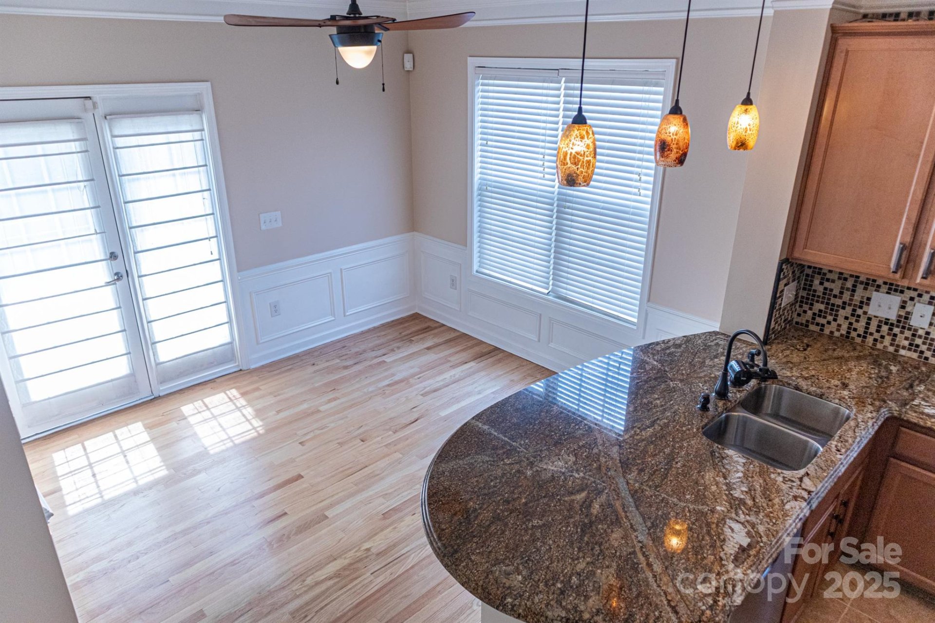 Property image 3 at 2092 Ayrsley Town Boulevard, Charlotte, NC 28273