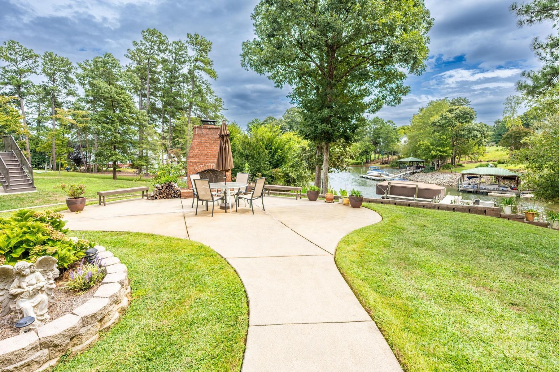 Property image 4 at 2580 Penngate Drive, Sherrills Ford, NC 28673