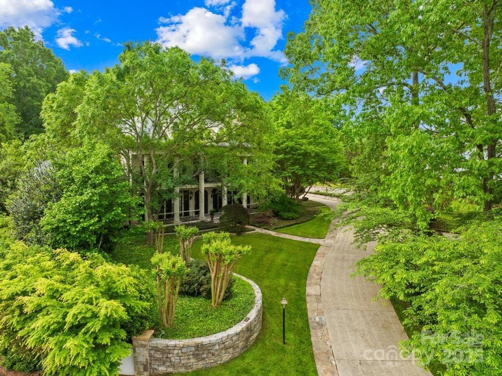 Property image 3 at 4523 Fox Brook Lane, Charlotte, NC 28211
