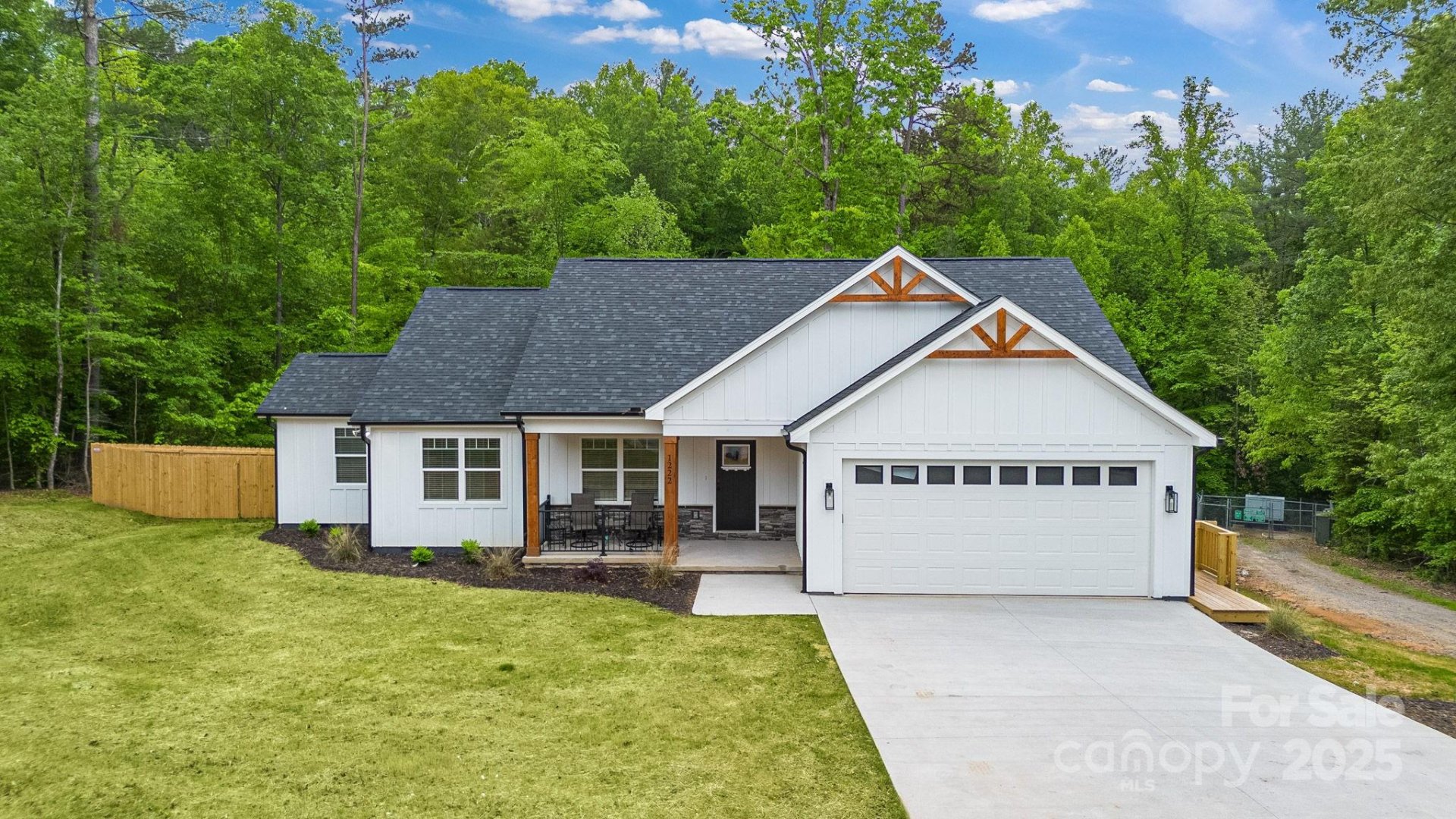 Property image 1 at 1222 Summerhill Street, Lenoir, NC 28645